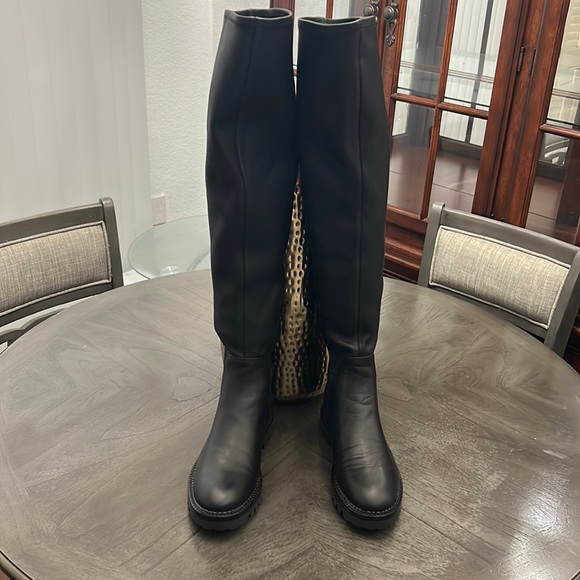 VINCE Cabria stretch-leather over-the-knee boots - Picture 2 of 10